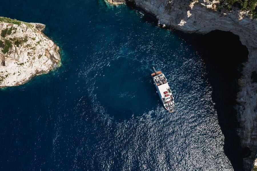 Corfu/Benitses/Lefkimmi: Paxos, Antipaxos, & Caves Cruise - What to pack for a better day