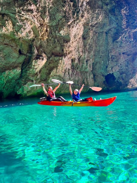 Cova dels Orguens: Cave Exploring Kayak & Snorkel Tour - Cliff jumping for a controlled burst of fun