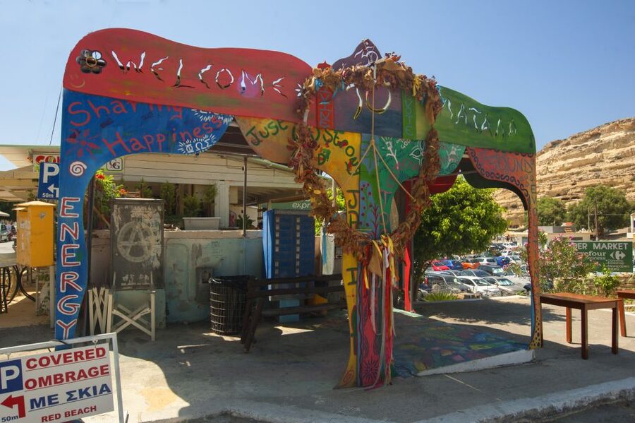 Crete: Matala Beach and Hippie caves, Red beach - Who will enjoy this day most