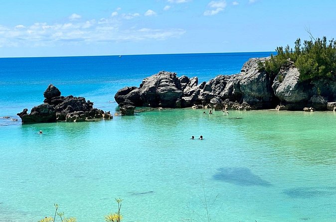 Crystal Cave, St. George and Tobacco Bay Beach - Who should book this Bermuda experience?
