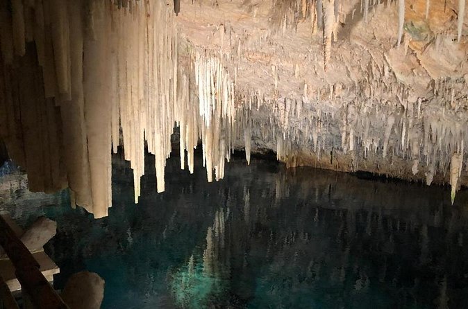 Crystal Caves and Bermuda Underwater Exploration Institute Admission - What the mixed ratings really mean