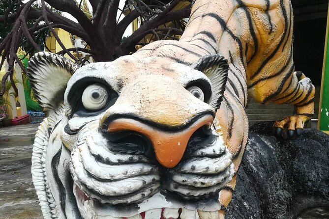 Discover Krabi - Emerald Pool, Hot Springs & Tiger Cave Temple - Tiger Cave Temple and the 1,260-step test