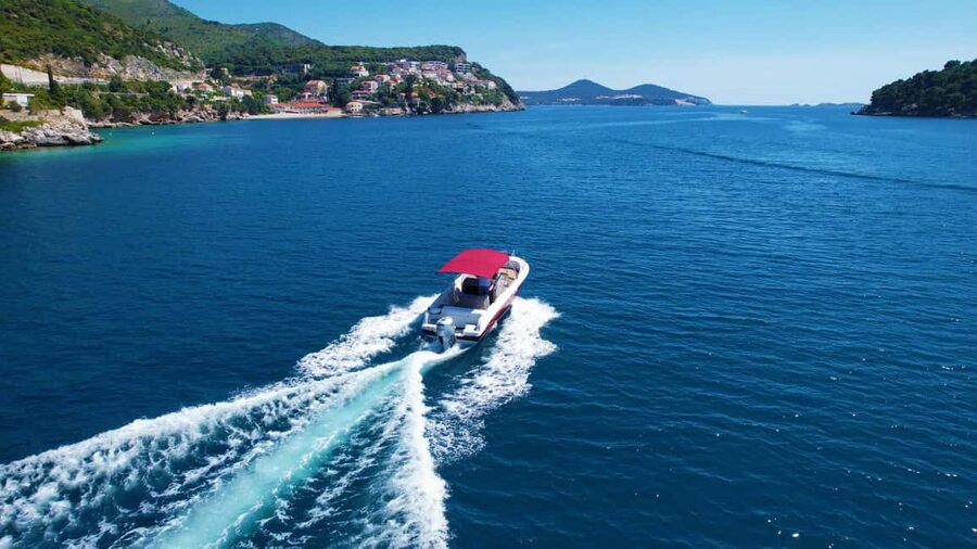 Dubrovnik:All inclusive Private Tour with Blue Cave Visit - What comes on the boat