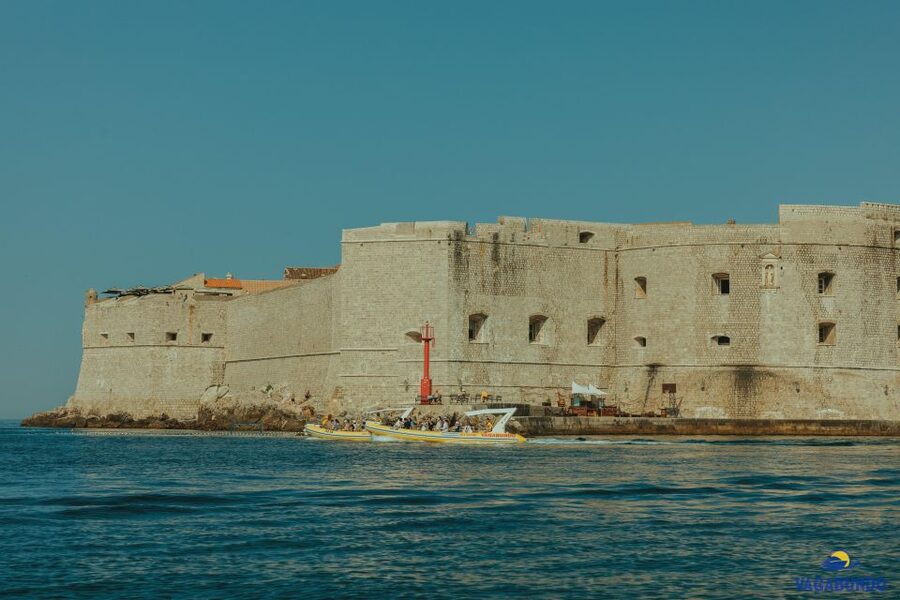 Dubrovnik: Blue Cave Afternoon Speedboat Tour with Drinks - Should you book the Kolocep cave tour?