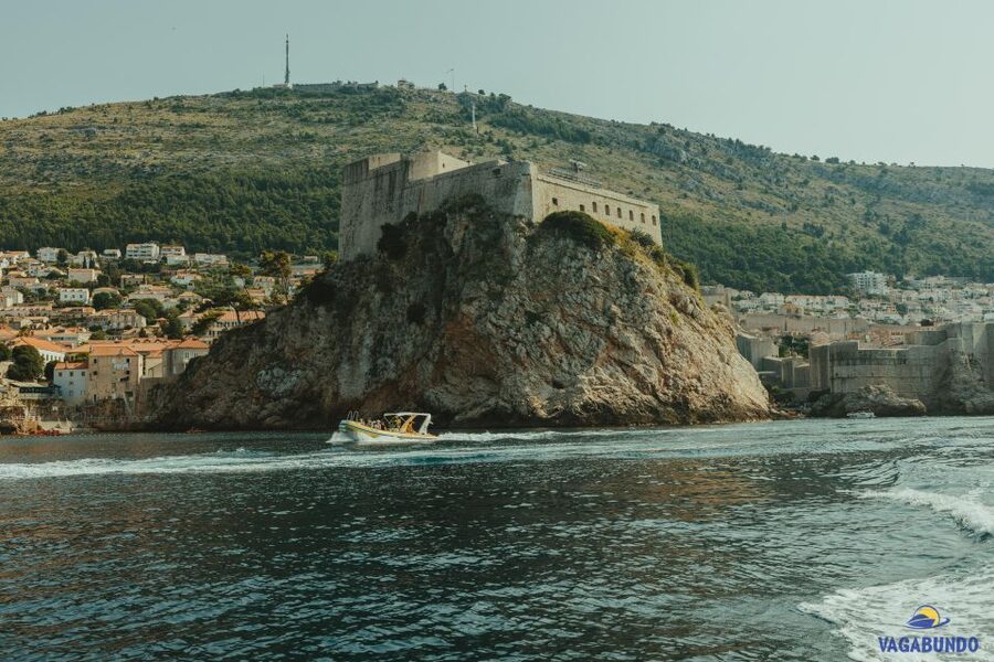 Dubrovnik: Blue Cave Afternoon Speedboat Tour with Drinks - Lokrum brings a final burst of adventure