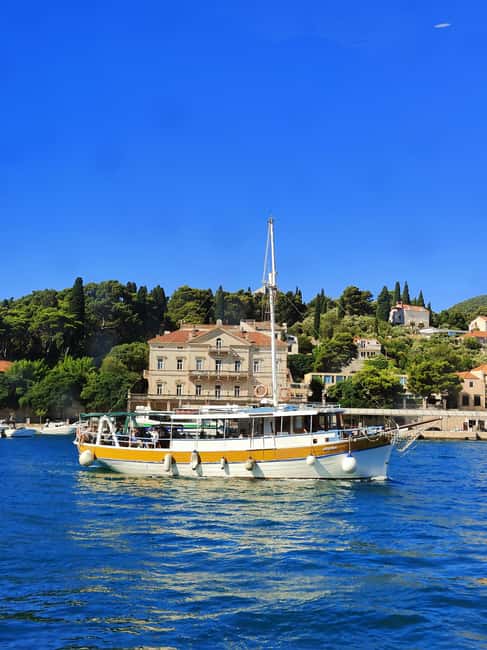 Dubrovnik: Blue Cave & Elaphiti Islands Full-Day Boat Tour - Lopud gives you the fullest island visit
