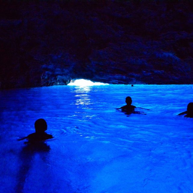 Dubrovnik: Blue & Green Caves Private Boat Tour with Drinks - Key points to know before you book