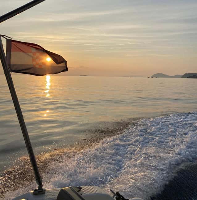 Dubrovnik: GlassBoat Panorama/Sunset Tour with Guide & Caves - Key points to know before you book