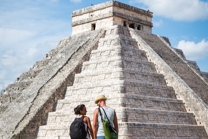 Early morning Chichen Itza Tour: Cenote and Tequila Tasting - The hidden water of Cenote Chichikan