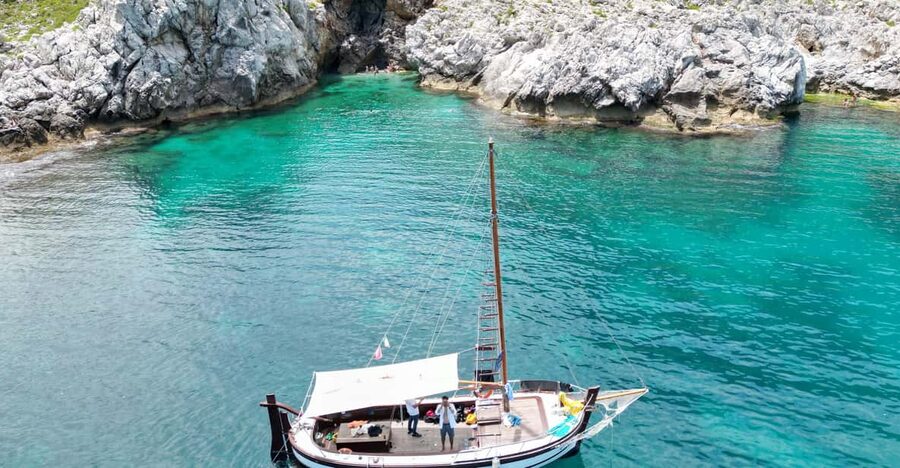 East Palermo: boat tour among caves and breathtaking landscapes - Solanto Castle and the first coastal views