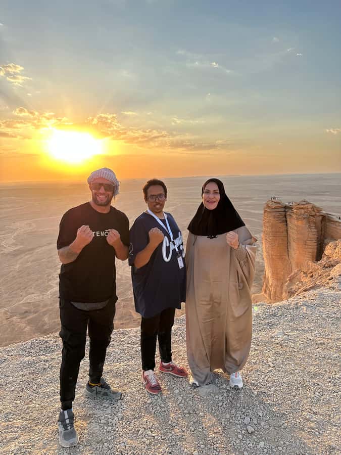 Edge of The World Riyadh,Camel Ride ,Bat Cave Visit & Dinner - Key points before you book