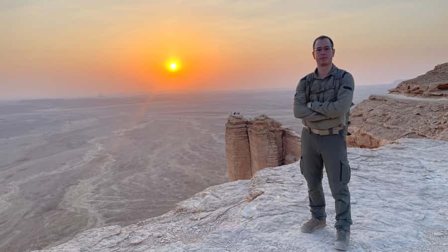 Edge of The World Riyadh,Camel Ride ,Bat Cave Visit & Dinner - Dinner at the heritage-style resort