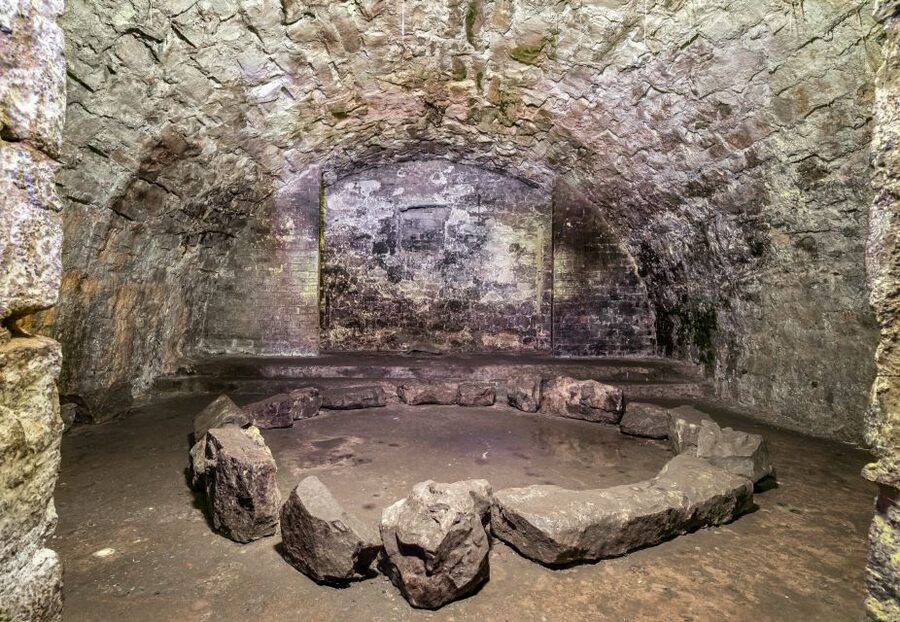 Edinburgh: Haunted Underground Vaults and Graveyard Tour - Key points to know before you book