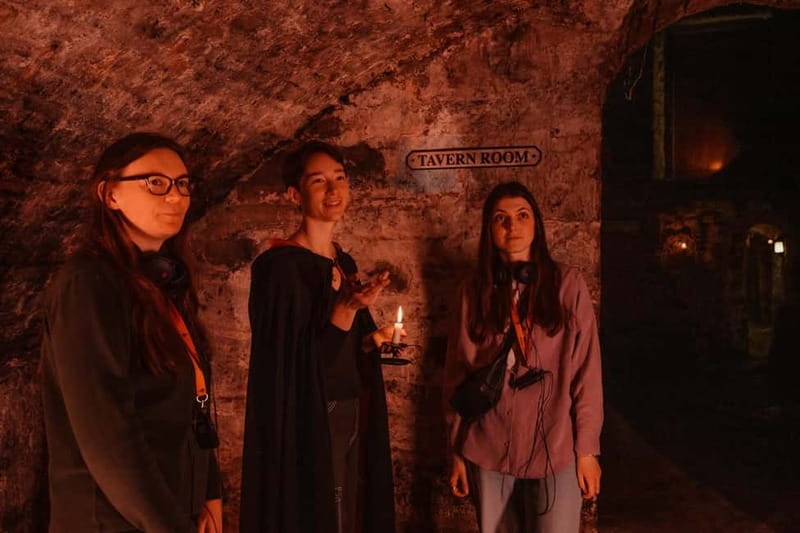 Edinburgh: Multi-Sensory Haunted Underground Tour - Fifteen minutes through Edinburgh’s Old Town