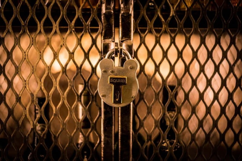 Edinburgh: The Lost Close Underground Scotch Whisky Tasting - Who will enjoy this Edinburgh tasting?