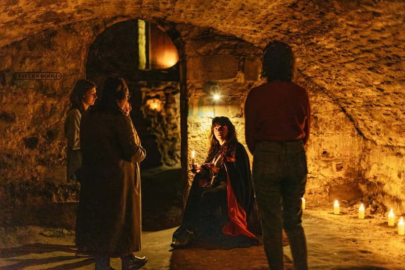 Edinburgh: Underground Vaults Evening Ghost Tour with Whisky - Key points to know before you book
