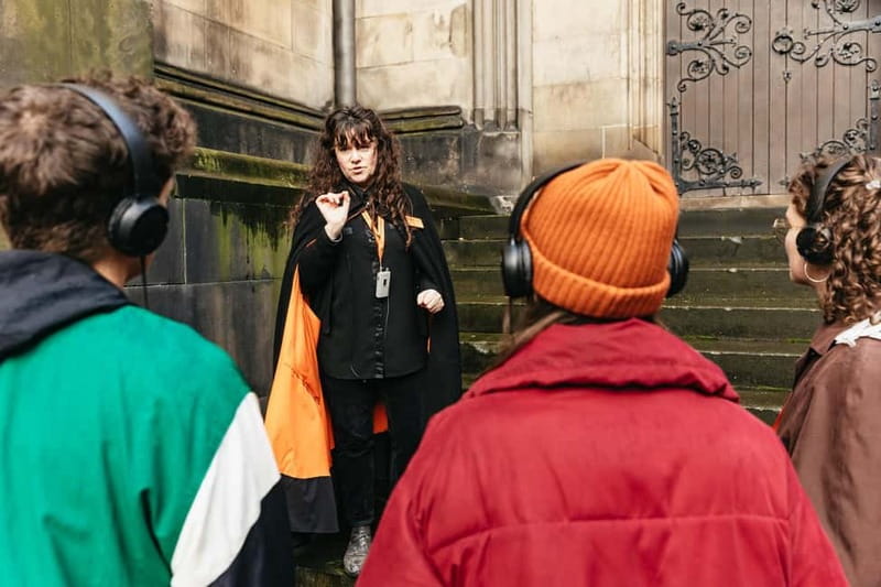 Edinburgh: Underground Vaults Evening Ghost Tour with Whisky - Why the audio devices are useful