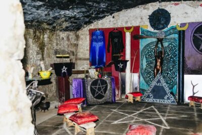 Underground Vaults Tour