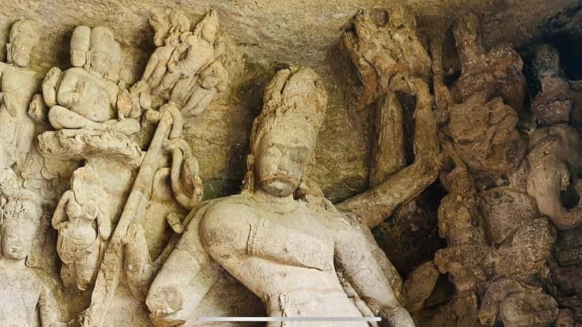 Elephanta caves tour in Mumbai - Group & Private Options - Comfort, weather, and access
