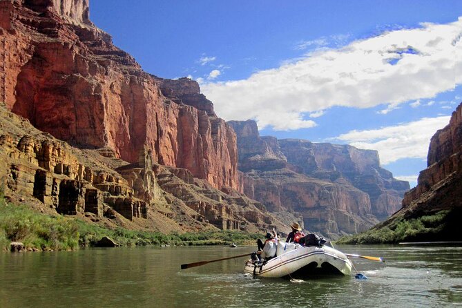 Emerald Cave Kayak Tour: Scenic Paddle with Optional Shuttle - Getting set up at Willow Beach