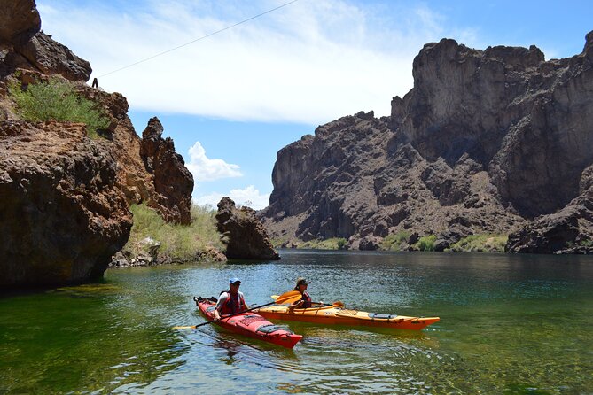 Emerald Cave Kayak Tour with Lunch & Las Vegas Shuttle Option - From the Las Vegas Strip to Willow Beach