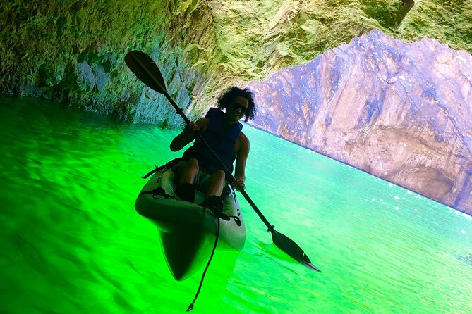 Emerald Cave Kayaking Tour from Las Vegas, Best Dam 1/2 Day Trip - Paddling past the Willow Beach Fish Hatchery