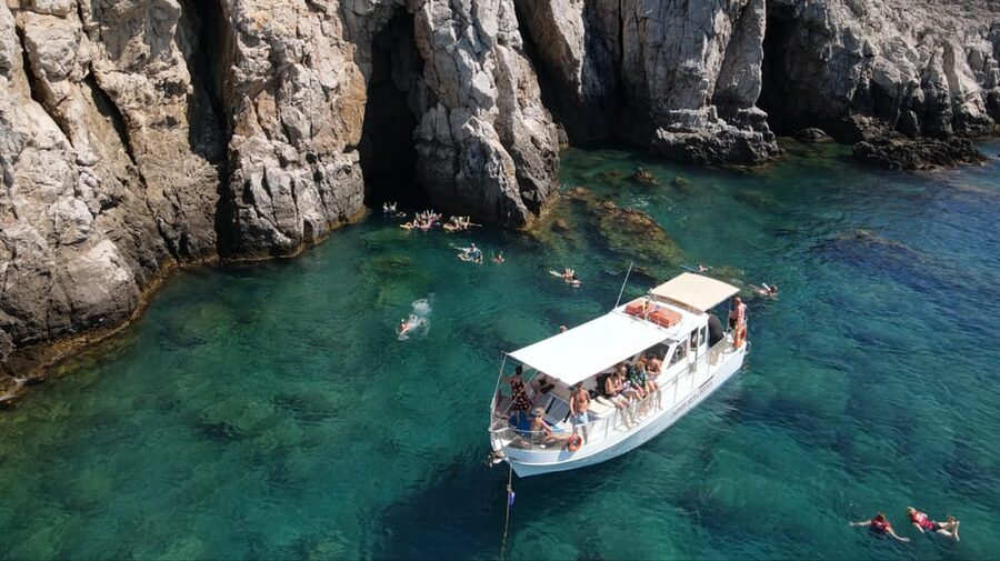 Faliraki: Boat Trip to Afantou Caves, Antony Quinn, Ladiko - Food, drinks, and the friendly onboard service