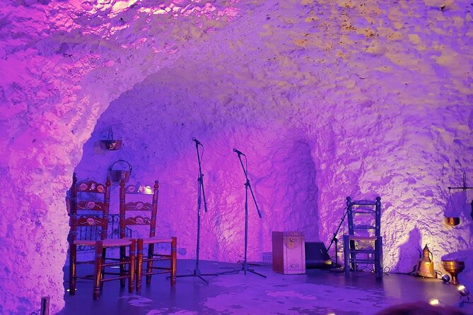 Flamenco Show in a Cave Restaurant in Granada - Getting There and Getting Back