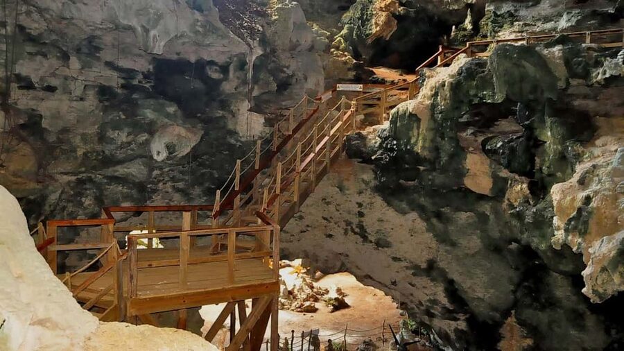 Flintstones Buggy, Cave and Adventure in Bavaro - What the guides add to the experience