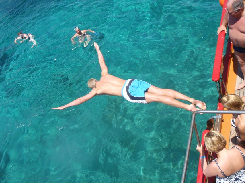 From Ag Anna: Rina's Cave and Ano and Kato Koufonisi Cruise - Who will enjoy this boat trip?