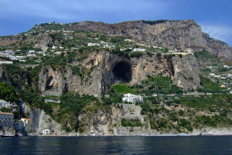 From Amalfi: Amalfi Coast 6-Hour Private Grottoes Boat Trip - Six hours from Maiori to Positano