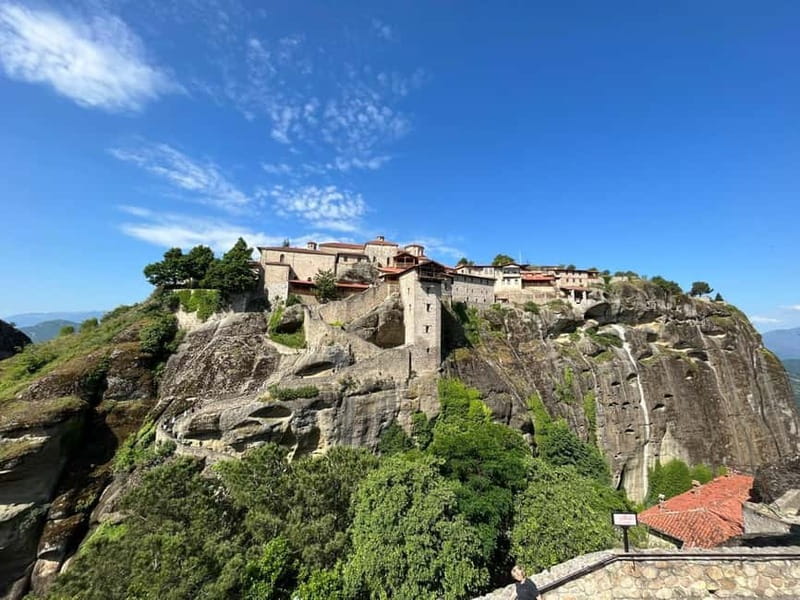 From Athens: Meteora Caves & Monasteries Day Trip by Train - Why Meteora is worth a full day from Athens