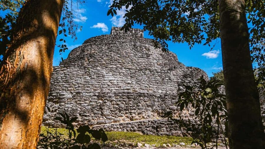 From Cancun: Ek Balam and Cenote Tour with Lunch & Transfer - How the guide shapes the experience