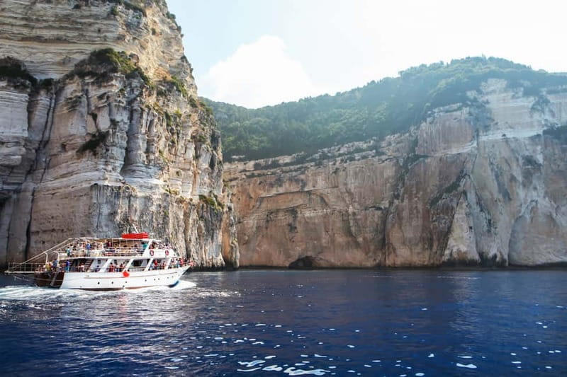 From Corfu: Day Cruise to Paxos, Antipaxos, & the Blue Caves - The boat, bar, and onboard atmosphere