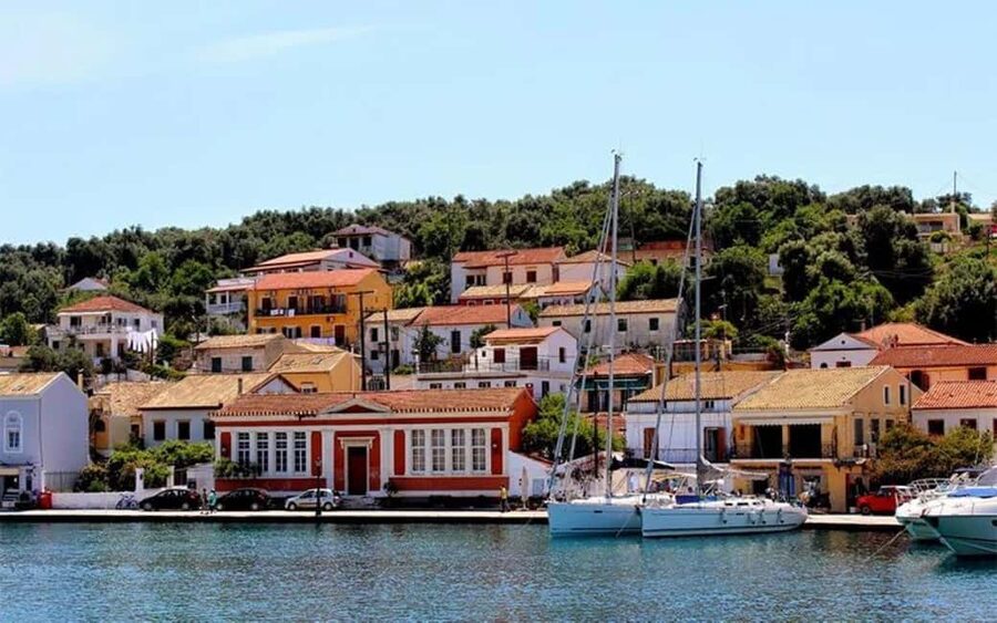 From Corfu: Paxos, Antipaxos & Blue Caves Day Trip by Boat - The Blue Caves depend on sea conditions