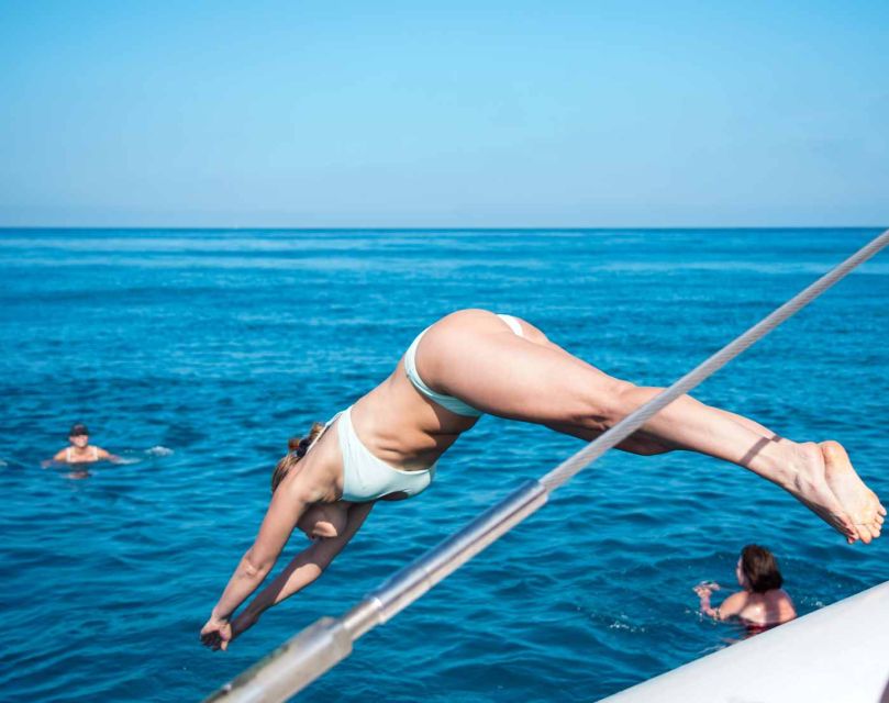 From Denia: Boat Trip to Tallada Cave with Optional Swim - The approach to the Dénia Marine Reserve