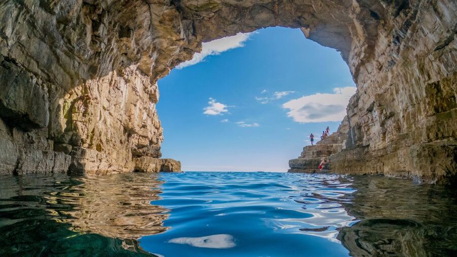 From Fažana: snorkeling at sea cave and Brijuni Island - Muzil from the water