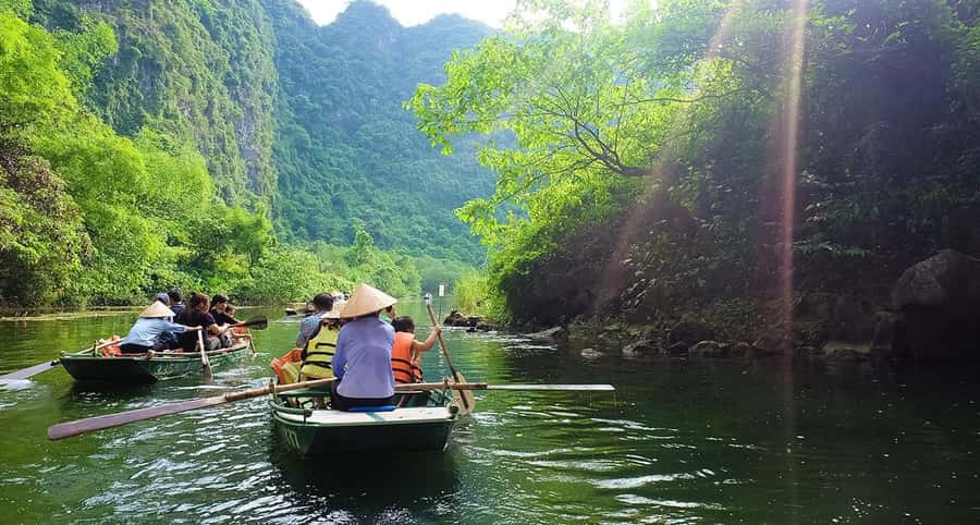 From Hanoi: Hoa Lu, Tam Coc, and Mua Cave Adventure Day Tour - Best season and what to pack