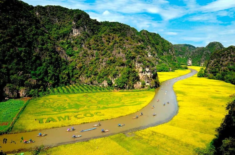 From Hanoi: Ninh Binh Bai Dinh or Hoa Lu, Trang An, Mua Cave - The road from Hanoi to Ninh Binh