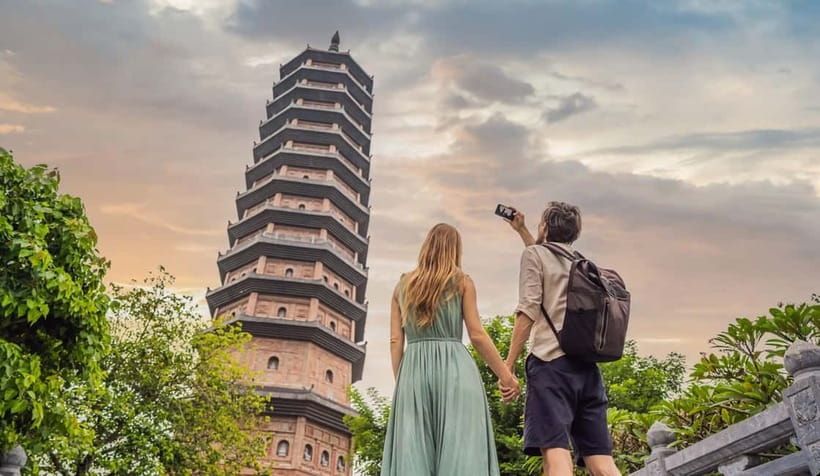 From Hanoi: Ninh Binh Boat Ride, Mua Cave Hike, Temple Visit - Climbing Mua Cave for the Tam Coc view