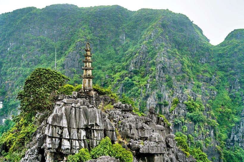 From Hanoi: Ninh Binh- Hoa Lu-Tam Coc- Mua Cave- Highlight - Cycling through villages and limestone country