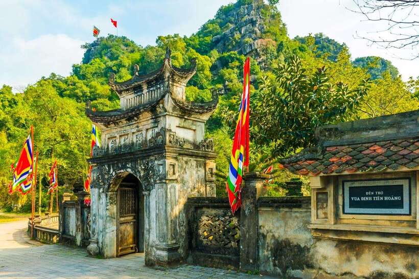 From Hanoi: Tam Coc Boat Trip and Hoa Lu & Mua Cave Tour - Why this Ninh Binh day trip works so well