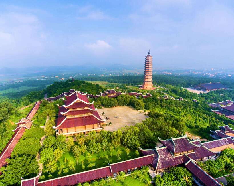 From Hanoi: Trang An Eco-tourism -Bai Dinh pagoda & Mua Cave - Guides can shape the whole day