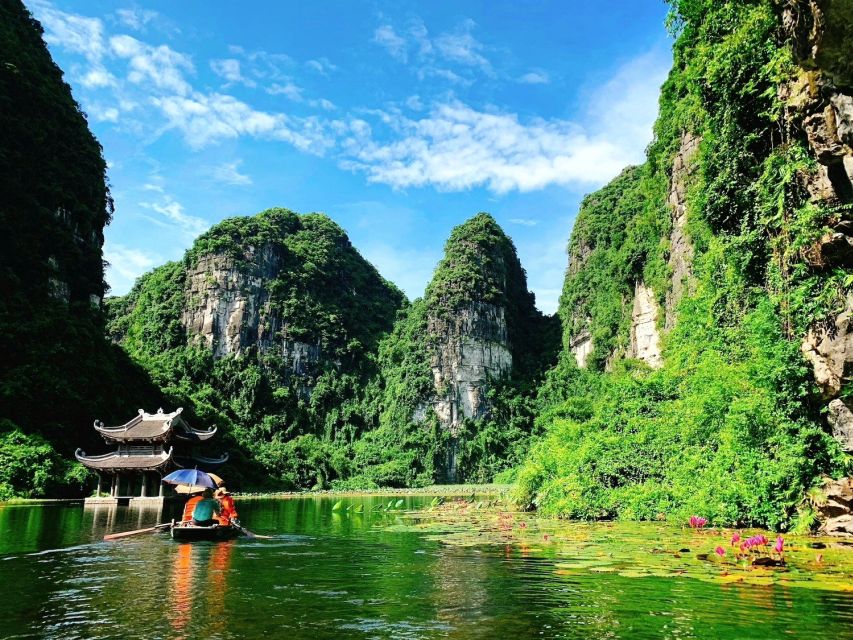 From Hanoi: Trang An eco-tourism - Hoa Lu ancient & Mua Cave - Who should choose this tour