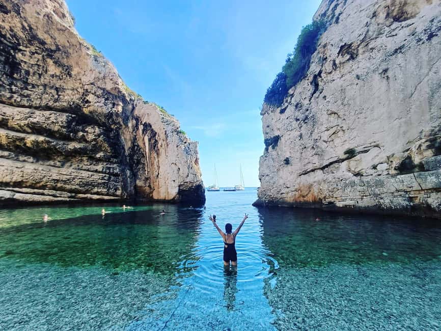 From Hvar: Blue Cave and 5 Islands Boat Tour - The Green Cave and a practical choice about admission