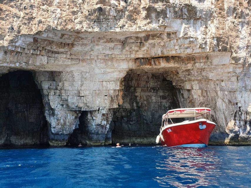 From Hvar: Vis Island and Blue Cave Speedboat Tour - Entering the Blue Cave on Bisevo