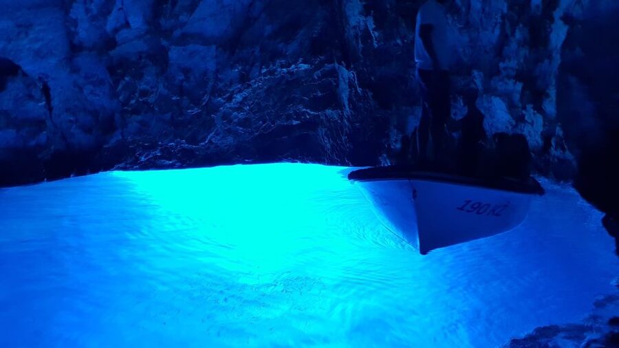 From Hvar: Vis Island and Blue Cave Speedboat Tour - The ride from Hvar to Ravnik’s Green Cave