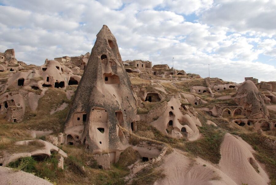 From Istanbul: 2-Day Trip to Cappadocia w/Balloon+Cave Hotel - Avanos, lunch, and the workshop stops