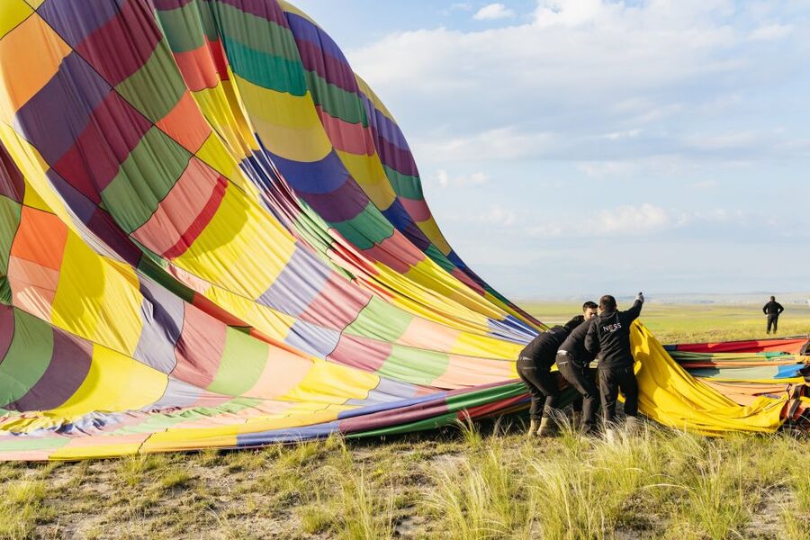 From Istanbul: 2-Day Trip to Cappadocia w/Balloon+Cave Hotel - Day two: balloon flight from Soganli Valley