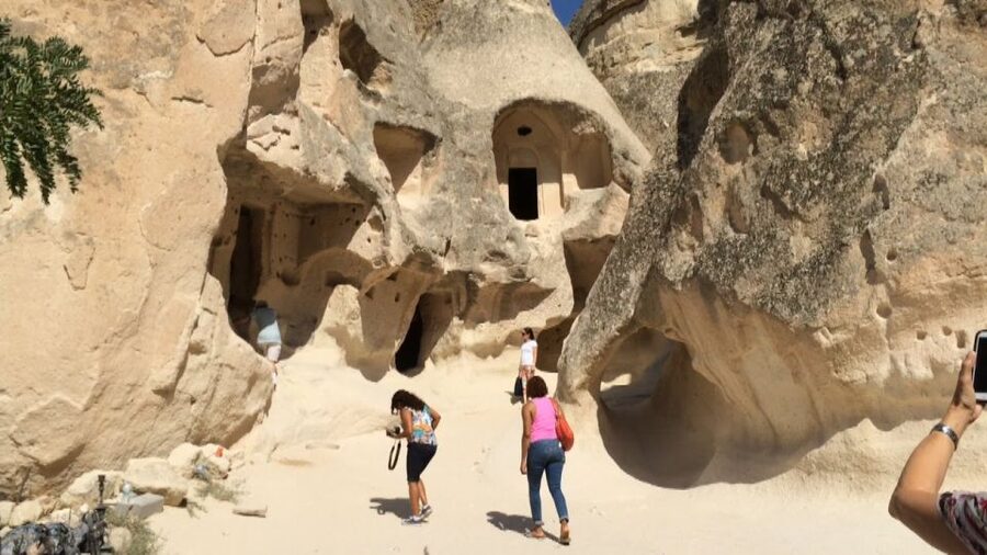 From Istanbul: 4-Day Istanbul, Cappadocia, Flight,Cave Hotel - Flying to Cappadocia without arranging the transfer puzzle